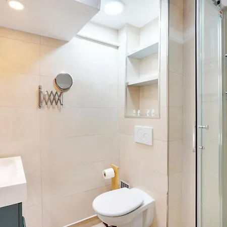 Marais - Vosges Luxury Flat * פריז